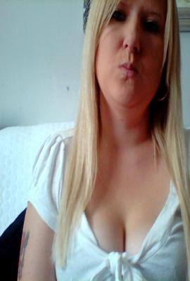 Sammetslena Saga  Escort Karlsborg